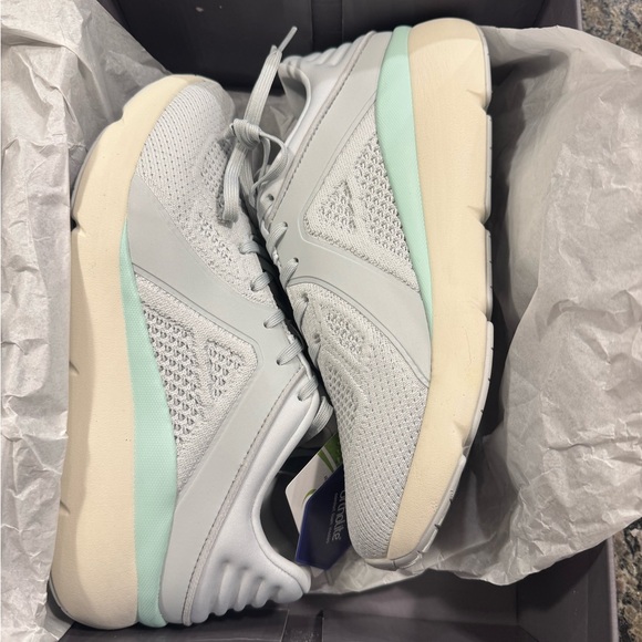 ABEO MXV Shift Women’s 9.5 Sneaker Brand New in Box - Picture 4 of 9